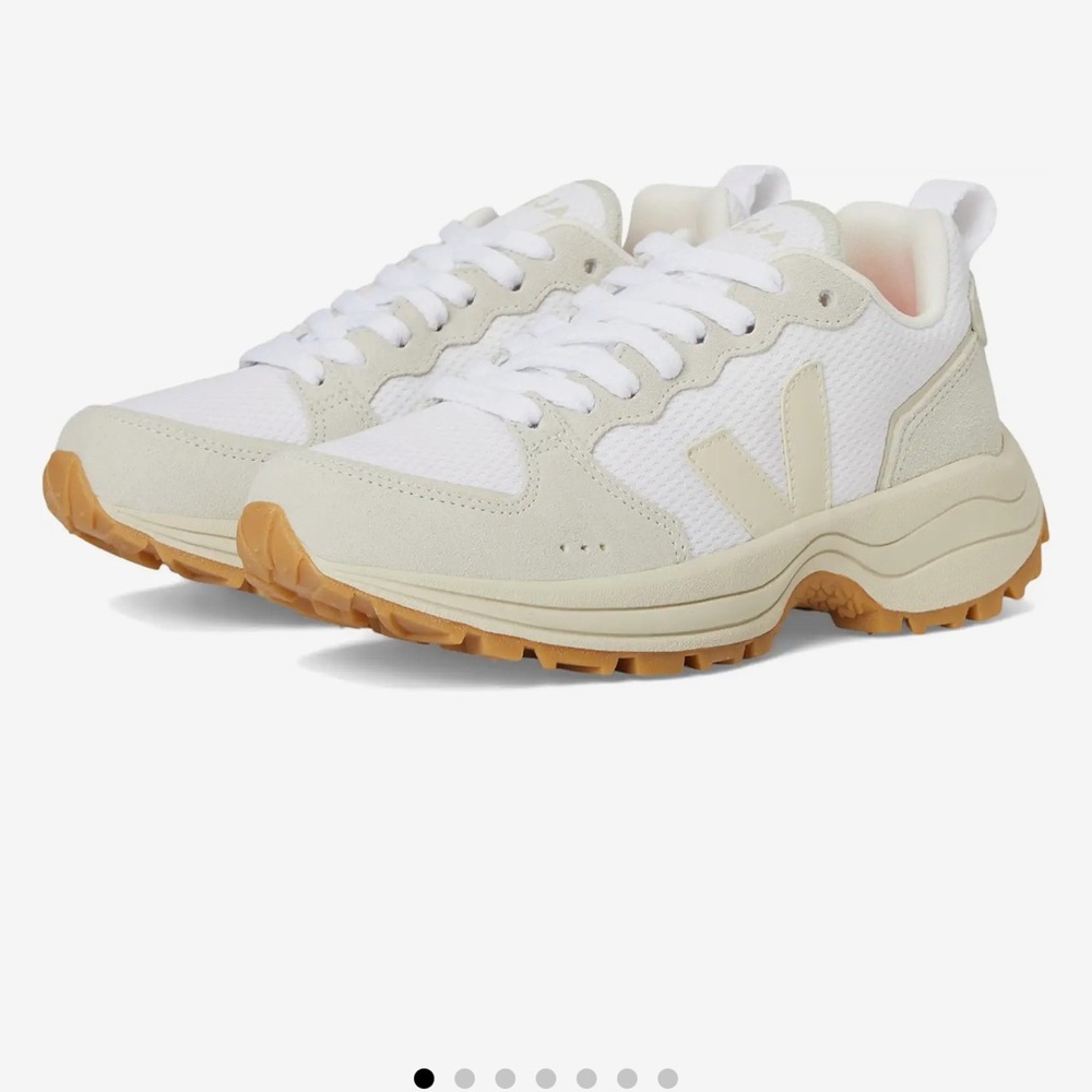 Veja Venturi White and Cream Sneakers